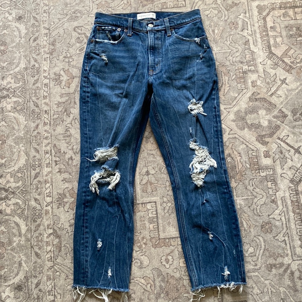 Abercrombie high rise mom jean